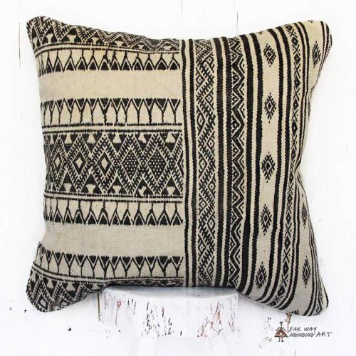 Minimal Persian Tribal Pillow no.1